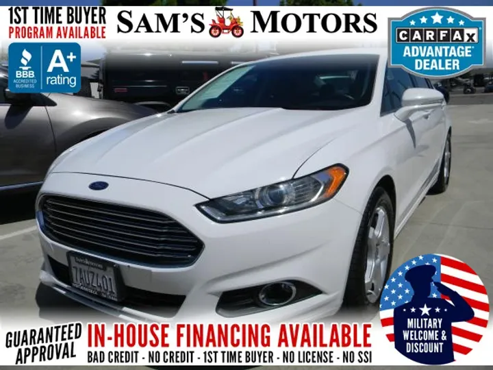 WHITE, 2013 FORD FUSION Image 1