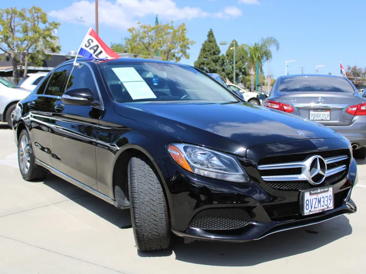 BLACK, 2015 MERCEDES-BENZ C-CLASS Image 3