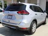 SILVER, 2018 NISSAN ROGUE Thumnail Image 2