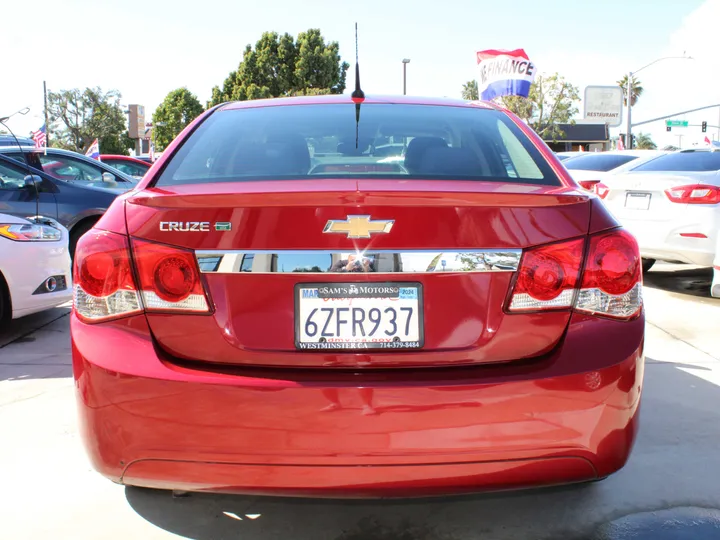 BURGUNDY, 2013 CHEVROLET CRUZE Image 6