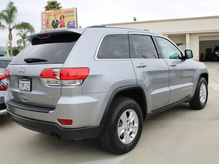 GRAY, 2016 JEEP GRAND CHEROKEE Image 2