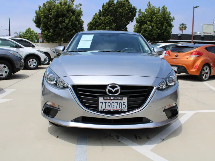 GRAY, 2016 MAZDA MAZDA3 Image 4