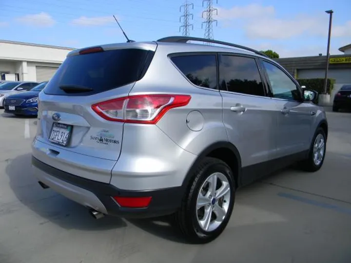 SILVER, 2014 FORD ESCAPE Image 5