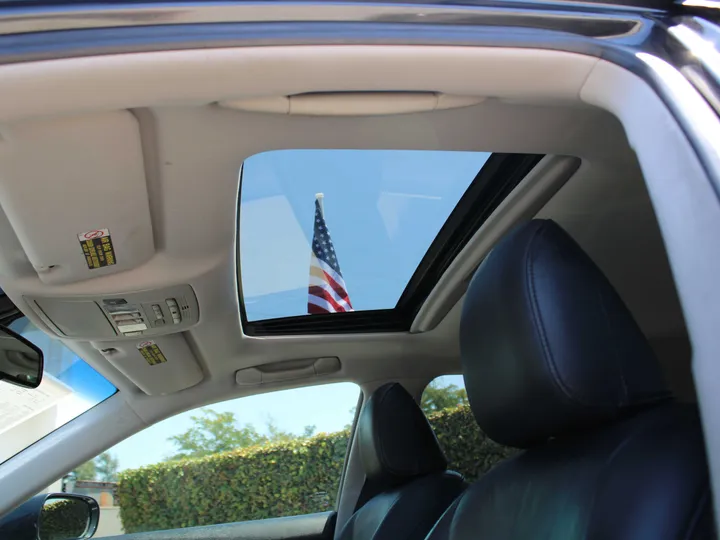 GRAY, 2011 LEXUS ES 350 PREMIER PLUS Image 23