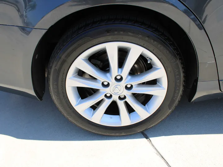 GRAY, 2011 LEXUS ES 350 PREMIER PLUS Image 24