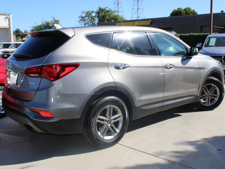 GRAY, 2017 HYUNDAI SANTA FE SPORT Image 8