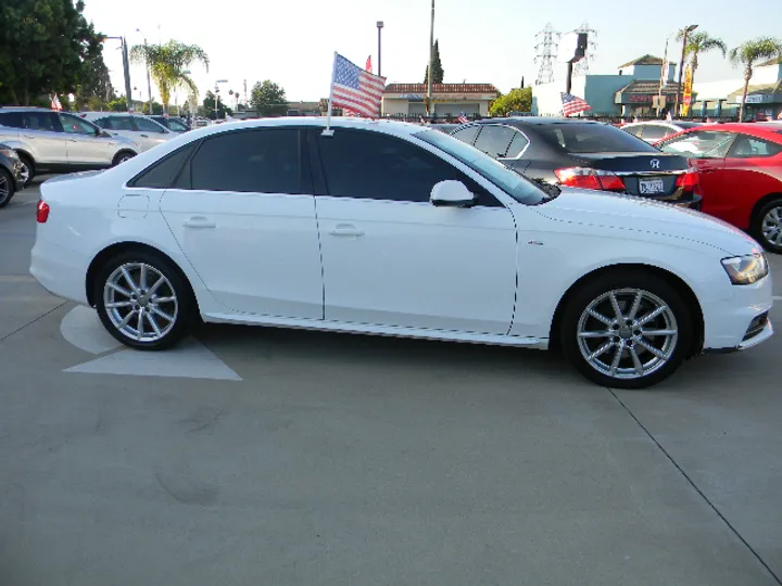 WHITE, 2014 AUDI A4 Image 9