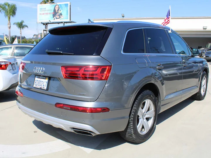 GRAY, 2018 AUDI Q7 PREMIUM PLUS LUXURY AWD Image 2