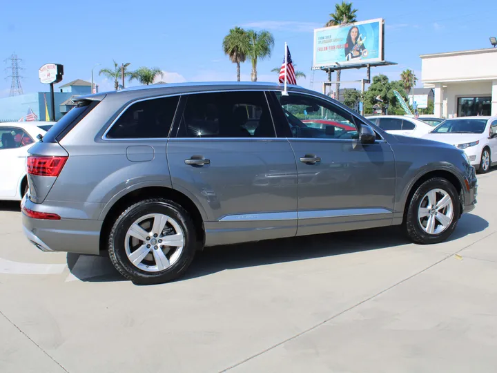 GRAY, 2018 AUDI Q7 PREMIUM PLUS LUXURY AWD Image 5