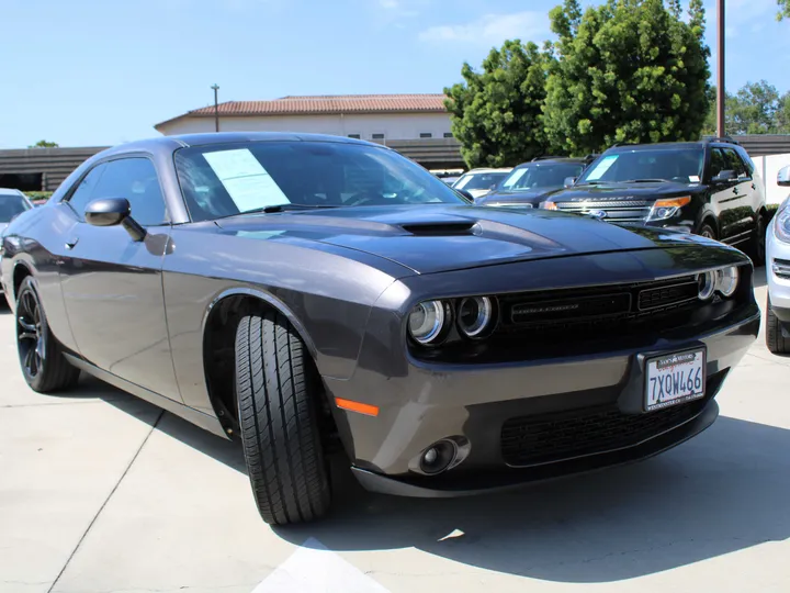 GRAY, 2017 DODGE CHALLENGER Image 3