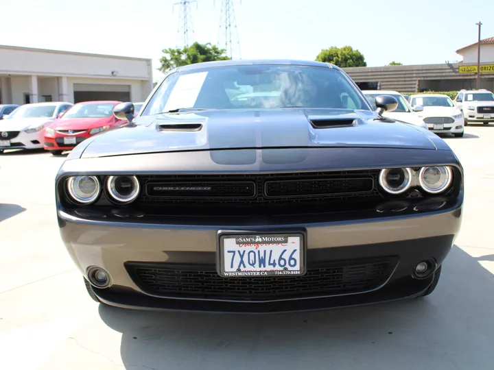 GRAY, 2017 DODGE CHALLENGER Image 6