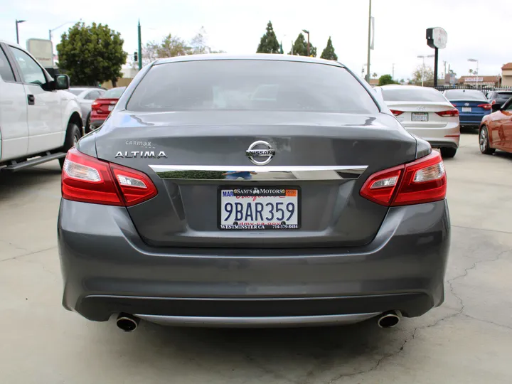 GRAY, 2016 NISSAN ALTIMA Image 4