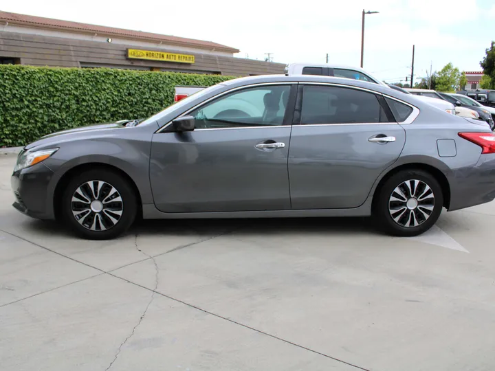 GRAY, 2016 NISSAN ALTIMA Image 7