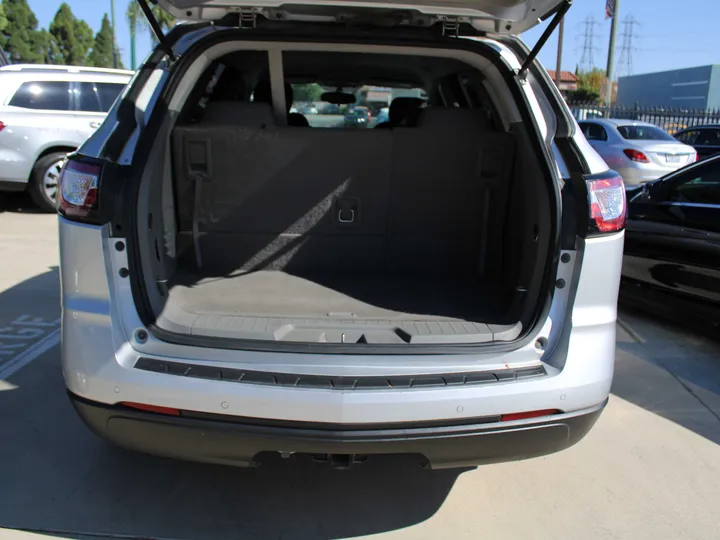 SILVER, 2016 CHEVROLET TRAVERSE Image 7