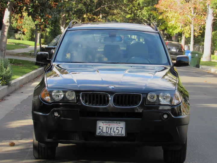 2004 BMW X3 Image 2