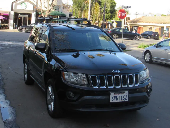 2012 JEEP COMPASS Image 3