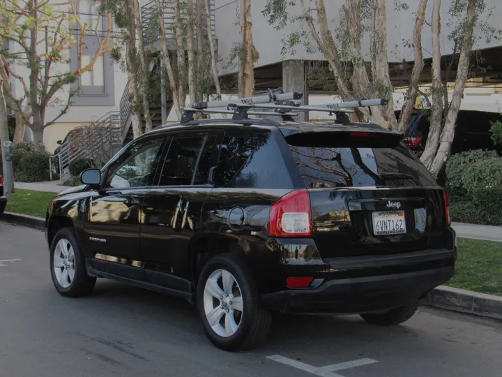 2012 JEEP COMPASS Image 6