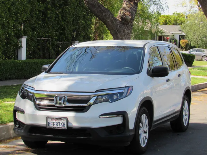 WHITE, 2020 HONDA PILOT Image 1