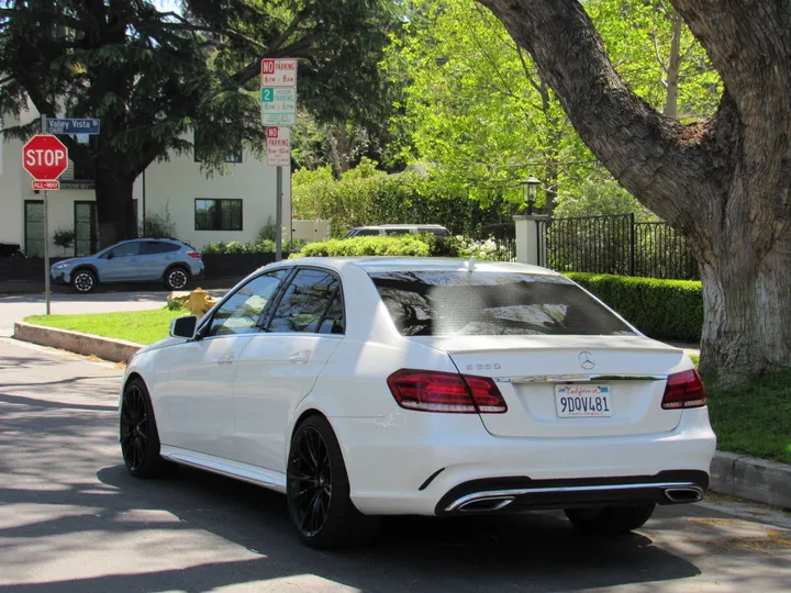 WHITE, 2014 MERCEDES-BENZ E-CLASS Image 7