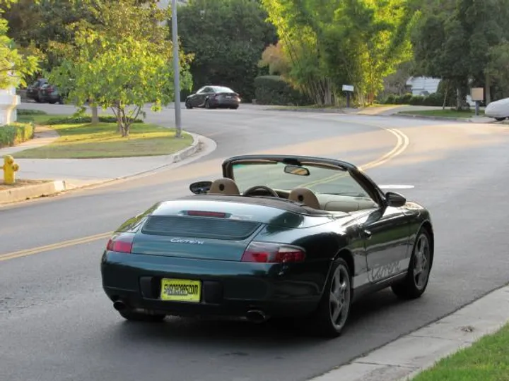 GREEN, 2001 PORSCHE 911 Image 4