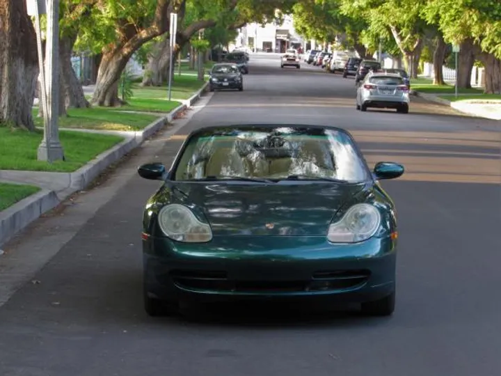 GREEN, 2001 PORSCHE 911 Image 3