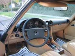 GRAY, 1985 MERCEDES-BENZ 380SL Thumnail Image 16