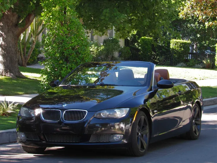 BLACK, 2008 BMW 3 SERIES Image 1