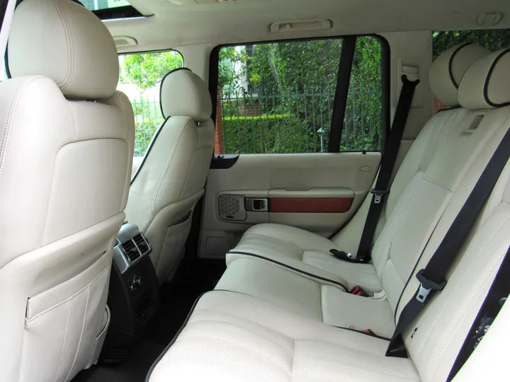 WHITE, 2008 LAND ROVER RANGE ROVER Image 10