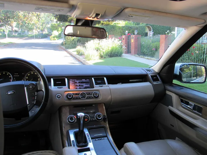 WHITE, 2013 LAND ROVER RANGE ROVER SPORT Image 20