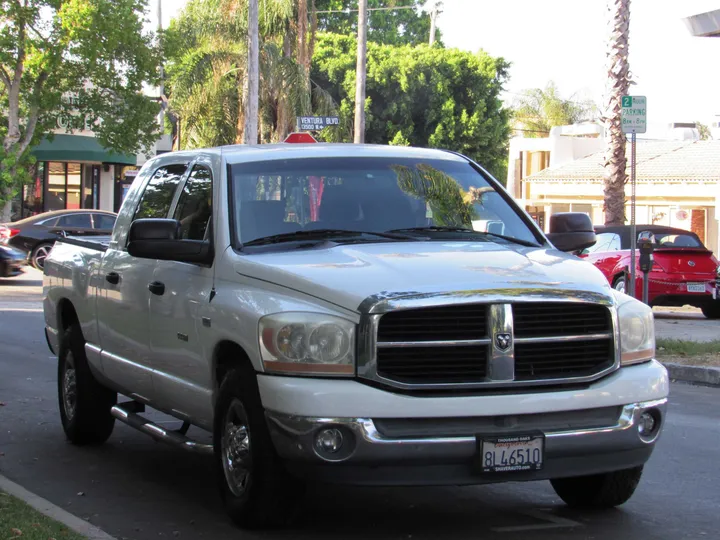 2006 DODGE RAM 1500 MEGA CAB Image 4