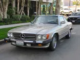 GOLD, 1989 MERCEDES-BENZ 560 Thumnail Image 1