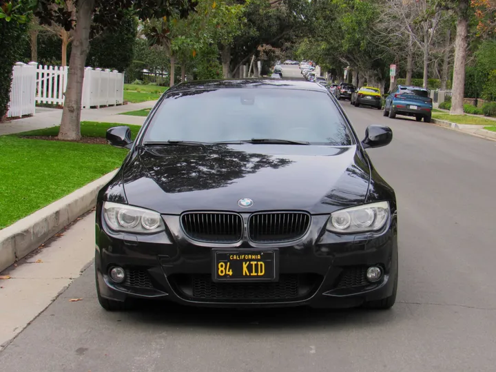 BLACK, 2011 BMW 3 SERIES Image 9