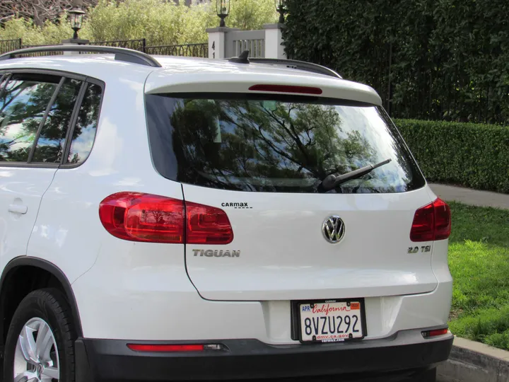 2015 VOLKSWAGEN TIGUAN Image 7