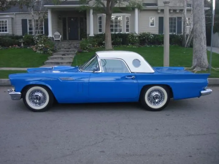 BLUE, 1957 FORD THUNDERBIRD Image 9