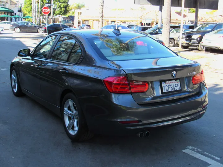 GREY, 2013 BMW 3 SERIES Image 4