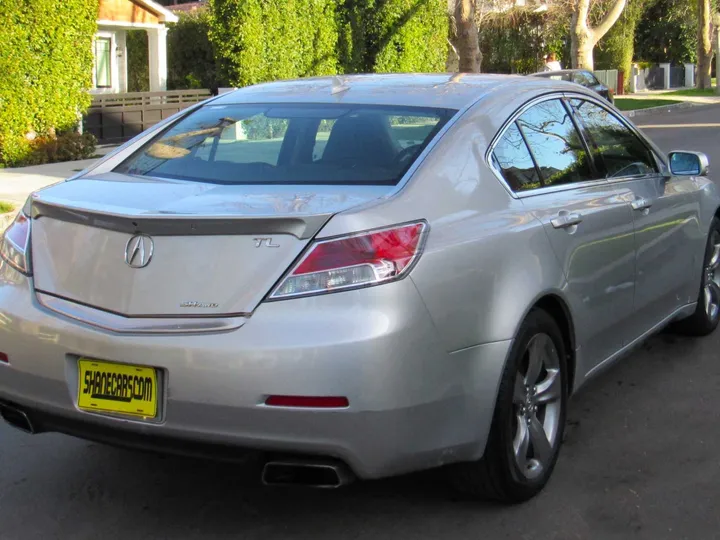 SILVER, 2013 ACURA TL Image 4