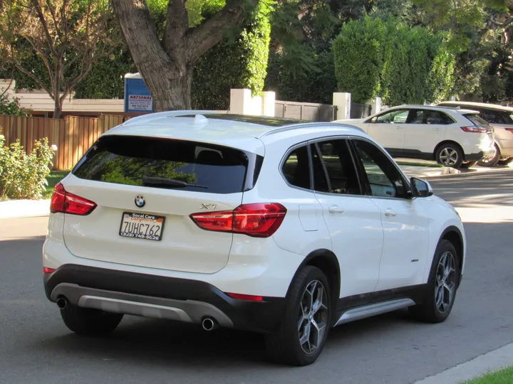 2017 BMW X1 Image 3