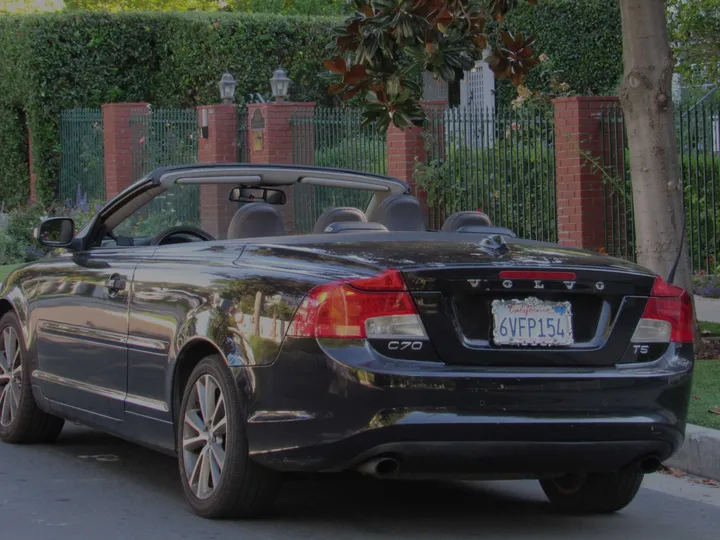 2011 VOLVO C70 Image 7