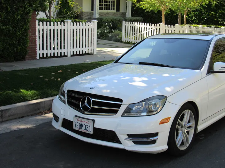 2014 MERCEDES-BENZ C-CLASS Image 9