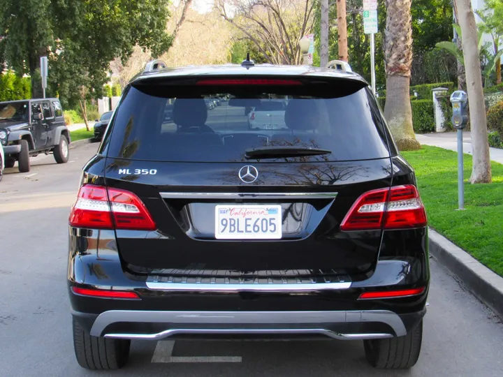 BLACK, 2015 MERCEDES-BENZ M-CLASS Image 5