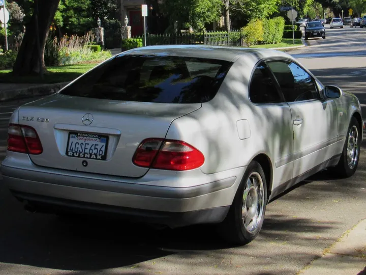 SILVER, 1999 MERCEDES-BENZ CLK-CLASS Image 4