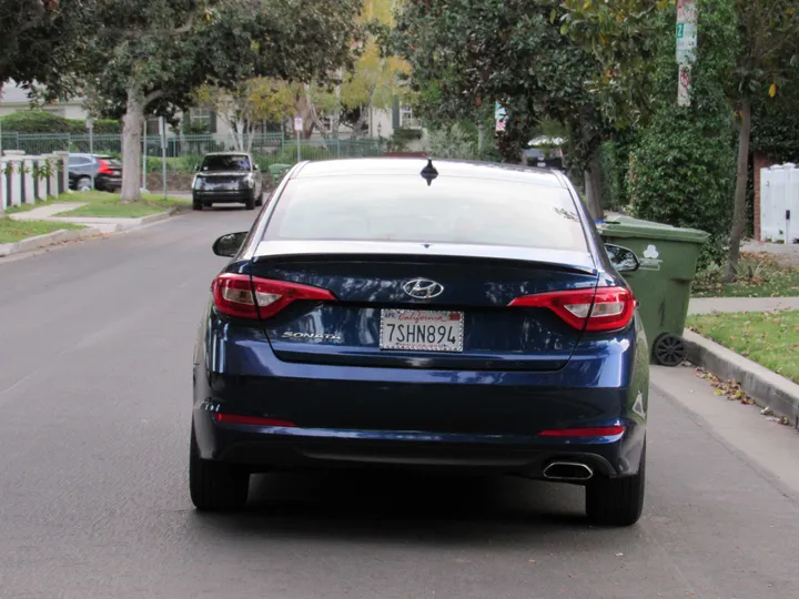 2015 HYUNDAI SONATA Image 6