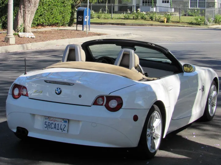 2005 BMW Z4 Image 5