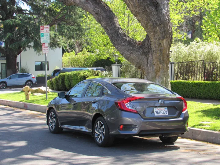 GRAY, 2016 HONDA CIVIC Image 8