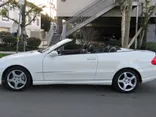 WHITE, 2009 MERCEDES-BENZ CLK-CLASS Thumnail Image 7