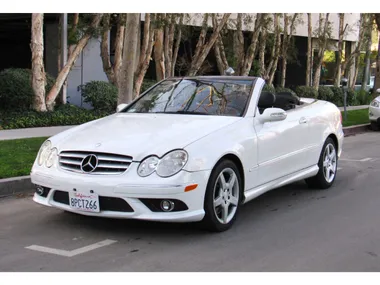 WHITE, 2009 MERCEDES-BENZ CLK-CLASS Image 10