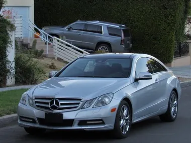 SILVER, 2011 MERCEDES-BENZ E-CLASS Image 