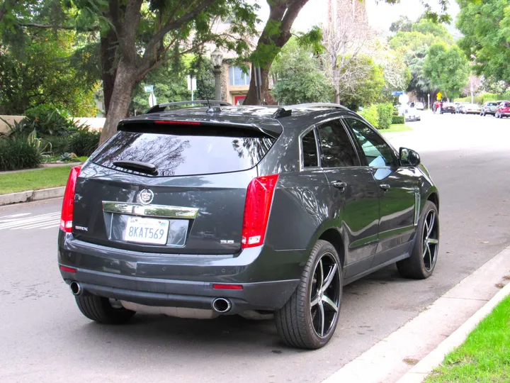 GREY, 2015 CADILLAC SRX Image 4