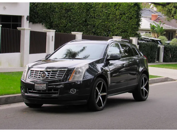 GREY, 2015 CADILLAC SRX Image 1