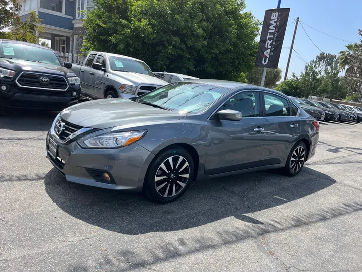 GRAY, 2018 NISSAN ALTIMA Image 5